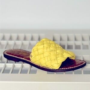 NIB Sam Edelman Griffin Leather Slide Sandal, Butter Yellow